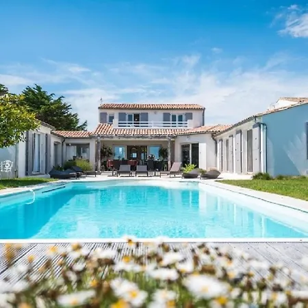 Une Des Rares Villas De L'ile De Re En Front De Mer 別荘 サント・マリー・ド・レ